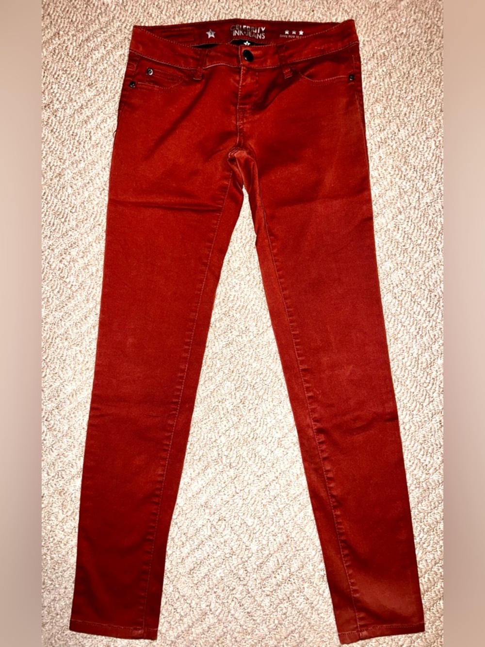 BUNDLE 5 for $50 👗👚 jeans 👖 
Celebrity Pink Dare You Skinny Jeans in Rust size 3